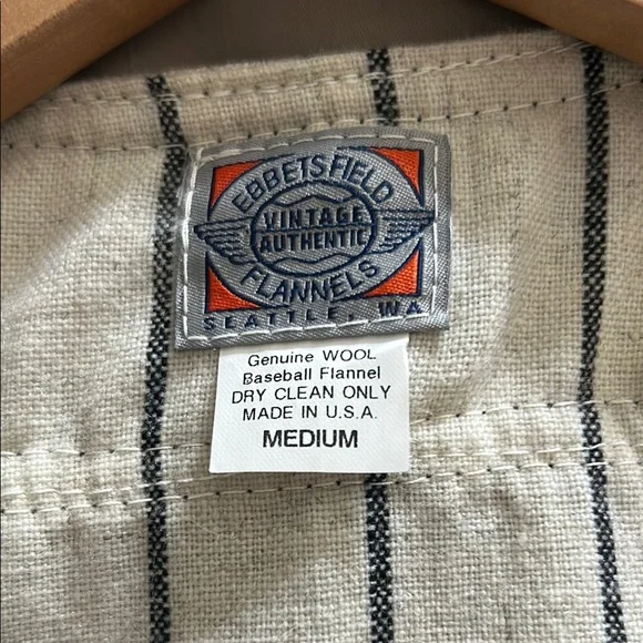 Mitchell & Ness Homestead Grays #20 Pinstripe Baseball Jersey - Picture 2 of 5